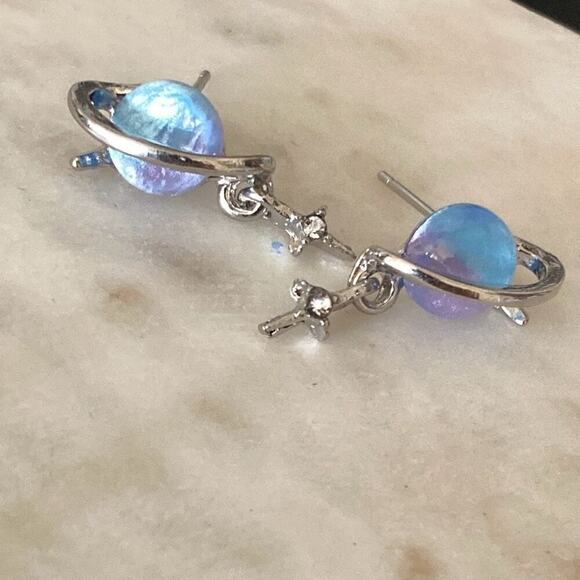 Planet design star sparkling Stud Earrings - Picture 4 of 7